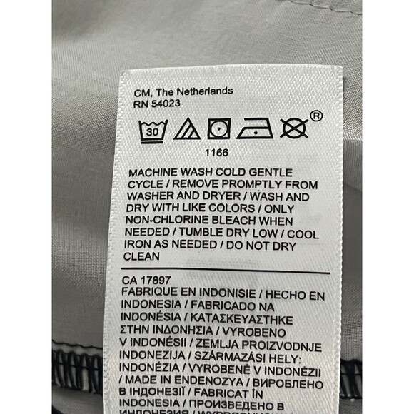 Athleta Brooklyn Floral Print Shorts Size 16 Black Gray Athletic Exercise SPF 50 - Picture 12 of 13